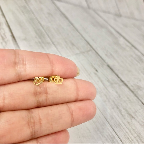 Jewelry - Small crowns stainless steal Earrings
